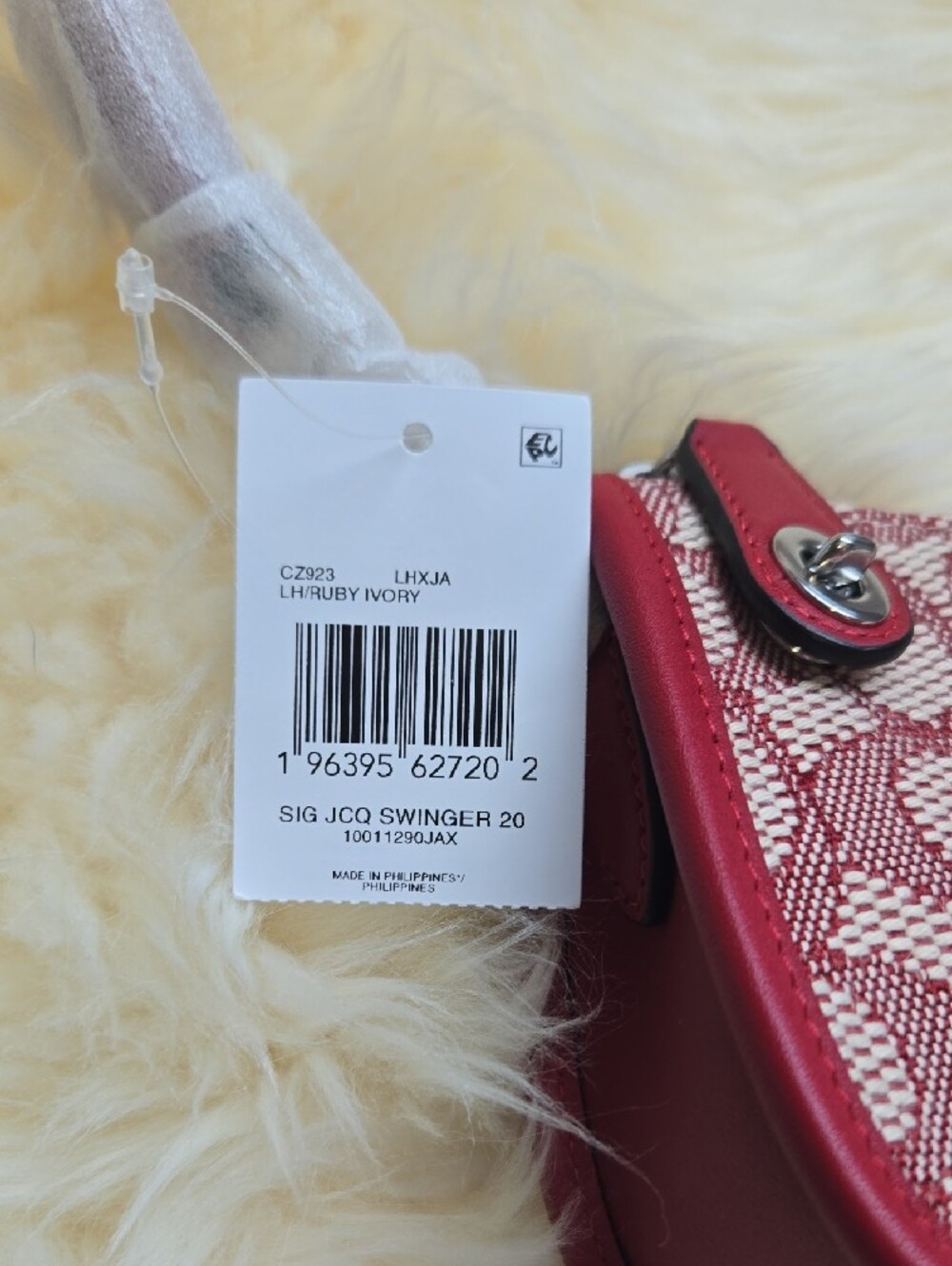Coach Originals Signature Jacquard Swinger 20 Shoulder Bag - Picture 2 of 15